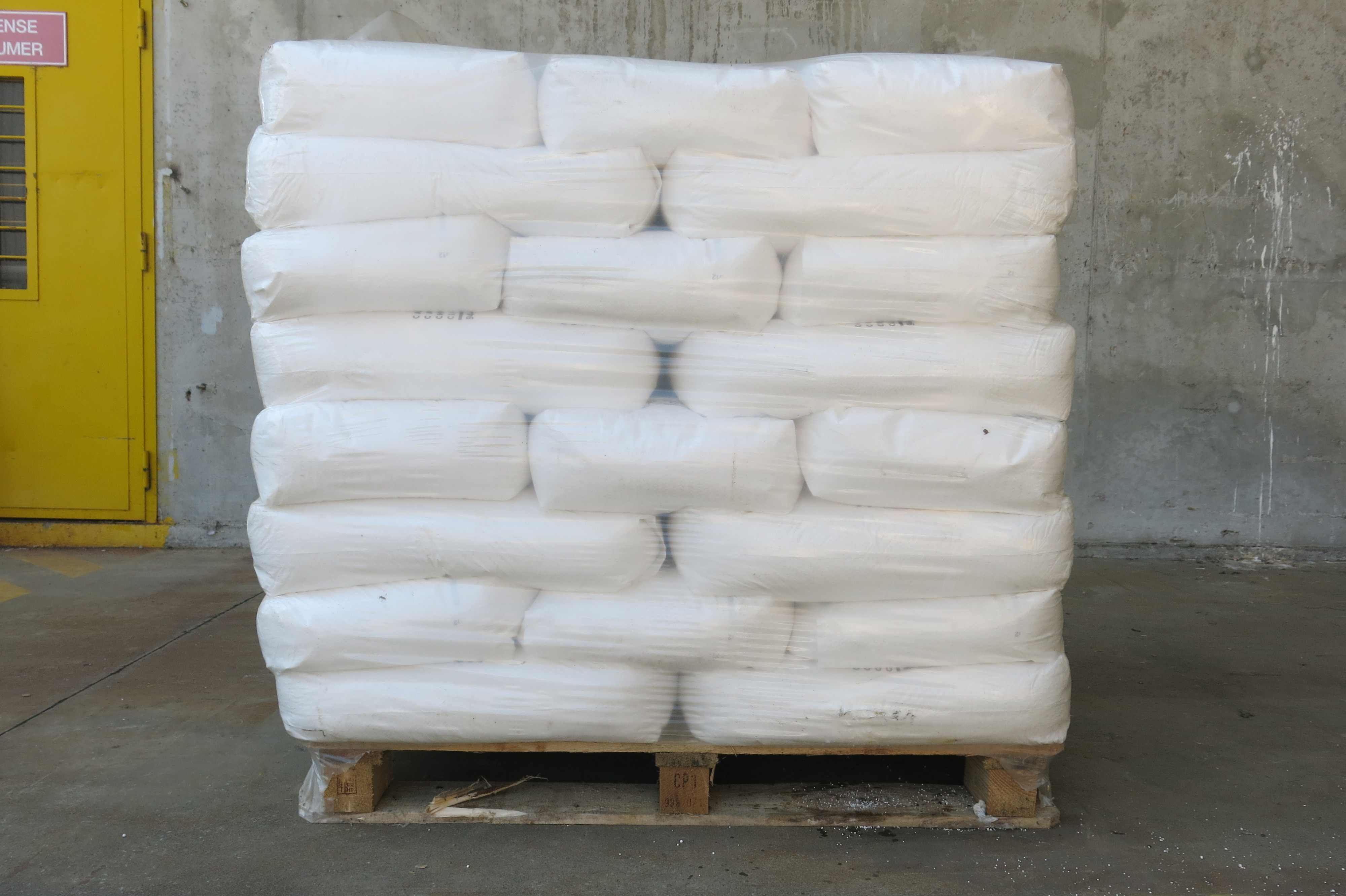 DIMIX   (Mélange de 35% NACL2+ 65% NACL)  48 sacs de 25kg   efficacité longue durée 